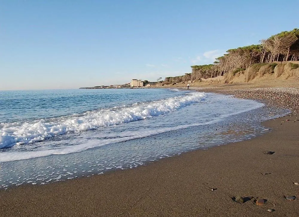 La Casa Dal Viale Al Mare Apartment Cecina